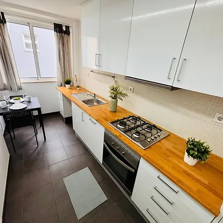 Luxury Rooms, Location For Tourists Lizbona