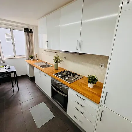Luxury Rooms, Location For Tourists Hostal