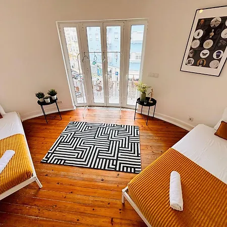 Hostel Luxury Rooms, Location For Tourists Lizbona