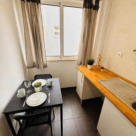 Luxury Rooms, Location For Tourists Lizbona