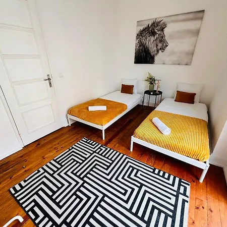 Luxury Rooms, Location For Tourists * Lizbona