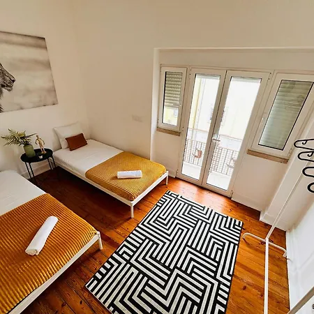 Luxury Rooms, Location For Tourists Hostel
